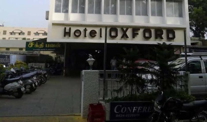 Hotel Oxford เอโรด ภายนอก รูปภาพ